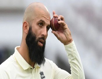 Moeen Ali Biography In Hindi (मोईन अली की जीवनी हिंदी में)